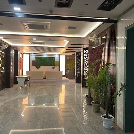 Hotel Mayur Palace アーグラ エクステリア 写真